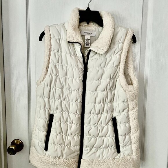 Workshop Republic Clothing White Puffer Full-Zip Vest with Sherpa Accents - Picture 4 of 9